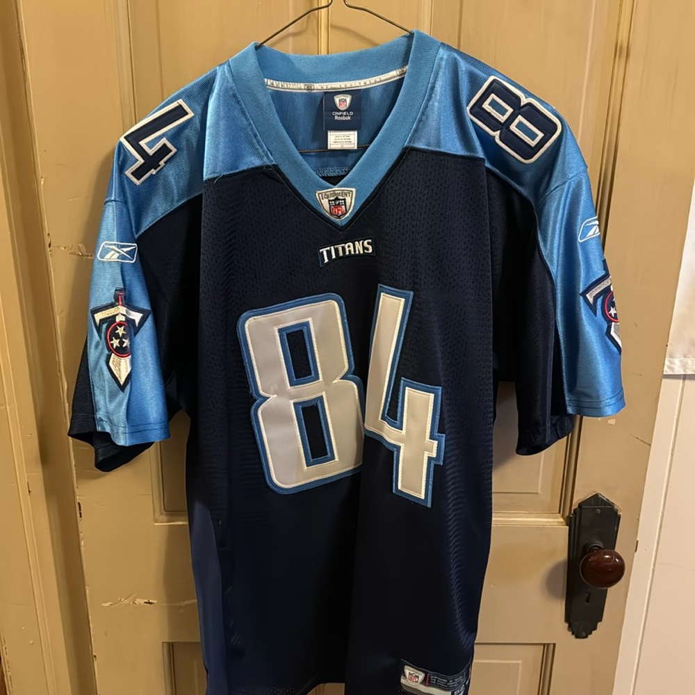 Randy moss Tennessee titans jersey!